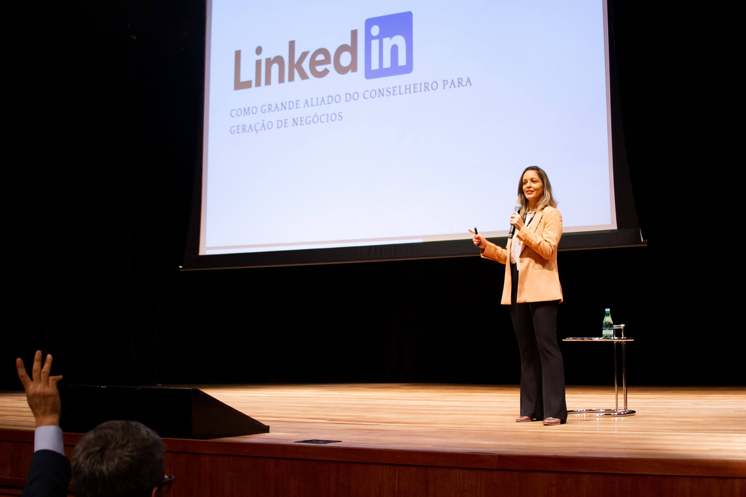 especialista em linkedin